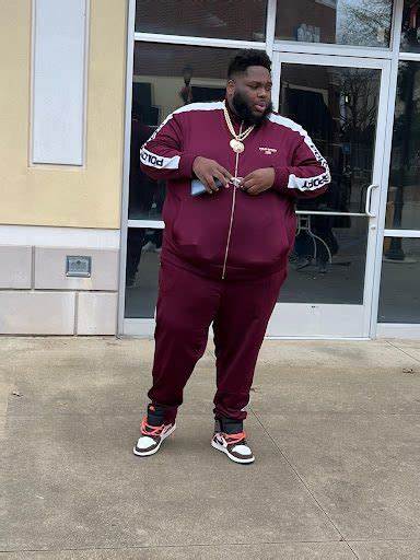 Casual Tracksuit big men outfit ideas